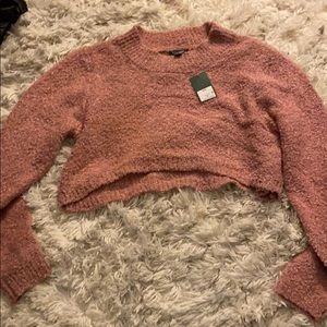 Crop top sweater